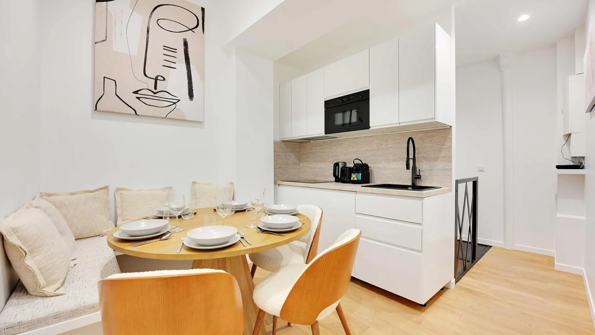 Charming - 3br-8p -centre Pompidou Apartment *